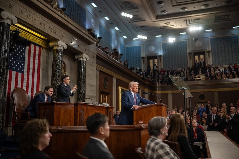 Trump discursa ao Congresso; saiba o essencial