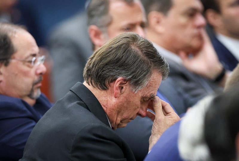 STF condena Bolsonaro a 27 anos e 3 meses de prisão por tentativa de golpe de Estado