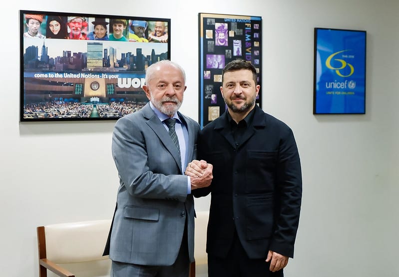 'Quem sabe nossa química possa ser levada ao Putin e ao Zelensky?', diz Lula sobre cessar-fogo entre Rússia e Ucrânia