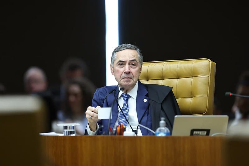 Barroso anuncia aposentadoria antecipada do STF