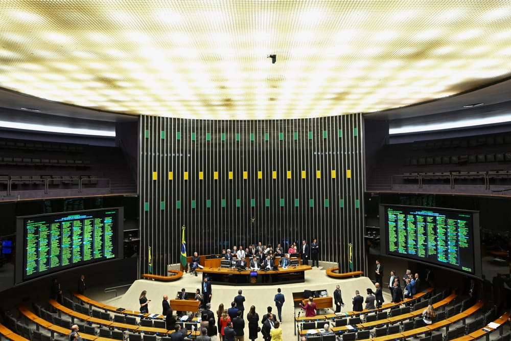 Orçamento de R$ 6,5 trilhões para 2026 e R$ 61 bilhões em emendas