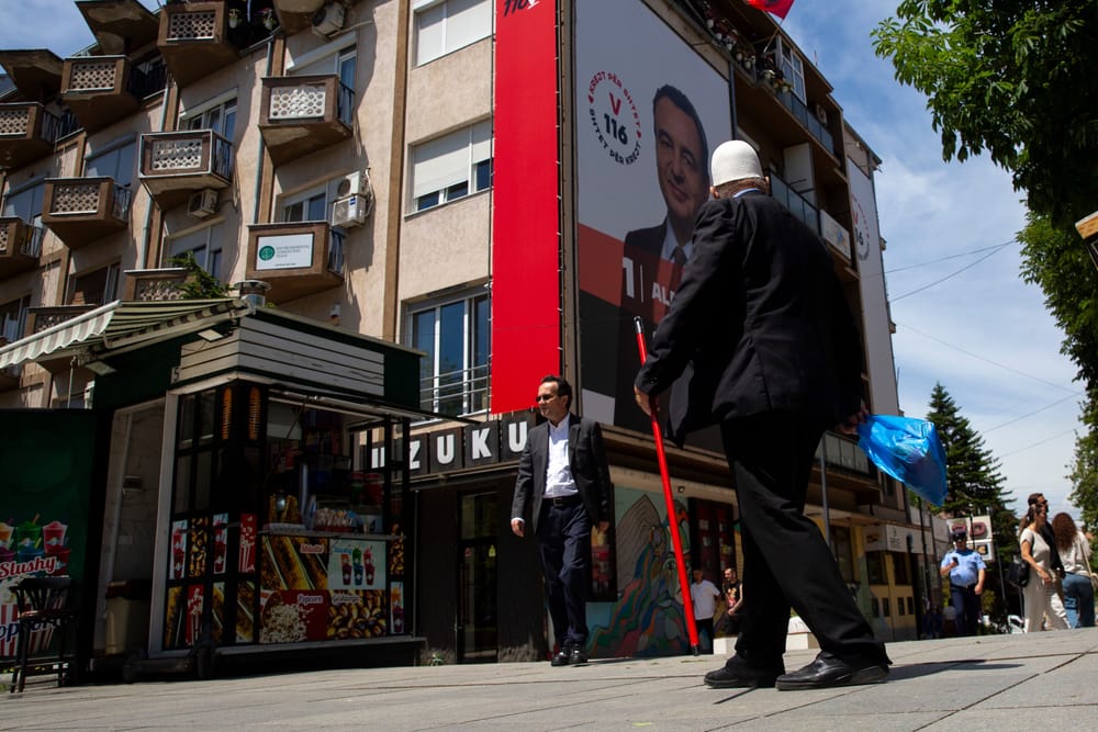 Eleitores de Kosovo voltam às urnas após partidos não conseguirem chegar a um acordo sobre um novo presidente