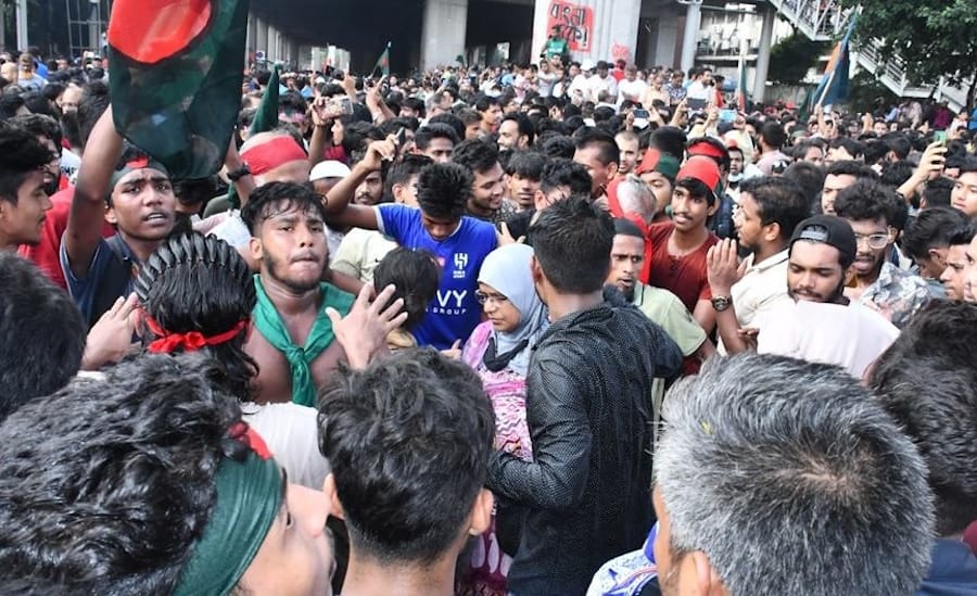 #1220: Bangladesh tem mais de 300 mortos em protestos