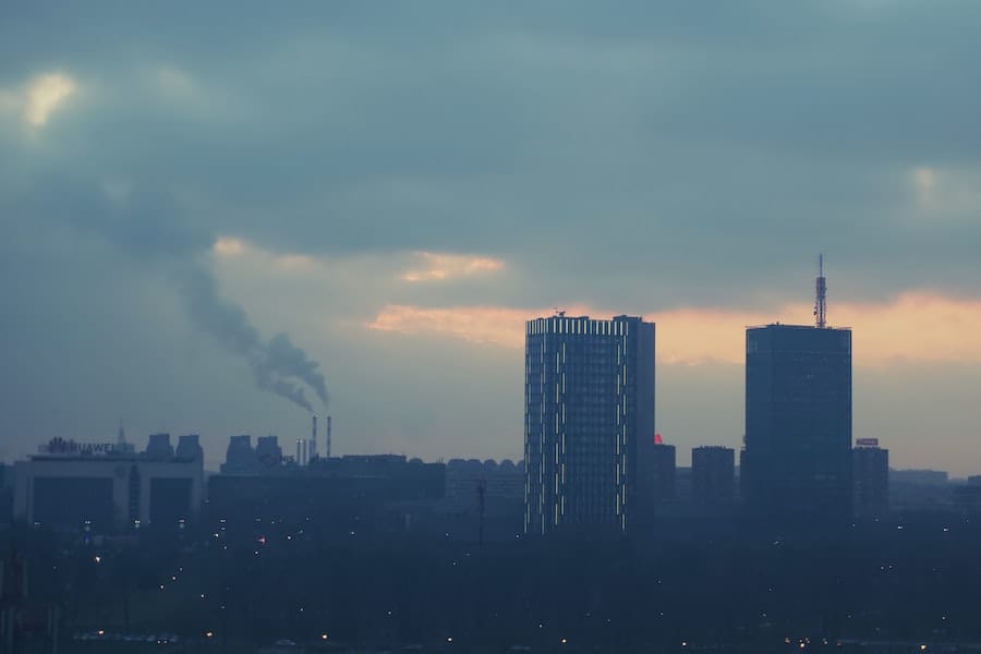 🌫️ 15 cidades do mundo com pior qualidade do ar em 2022