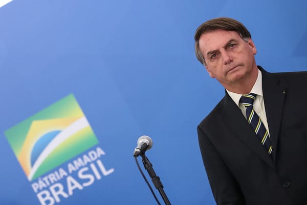 Bolsonaro é denunciado pela PGR; baixe o arquivo