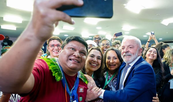Lula diz que ficará cada vez mais 'esquerdista'