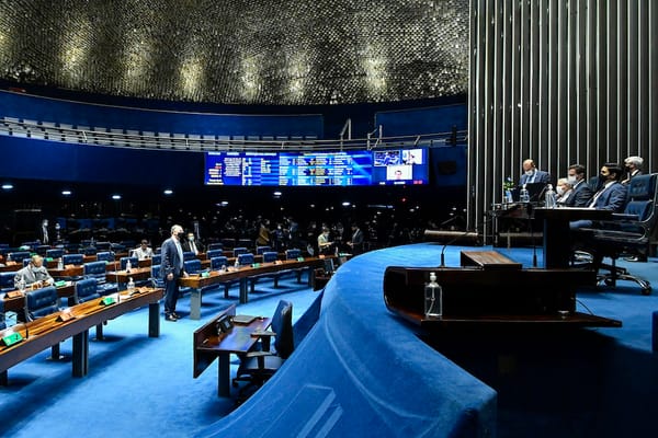 A PEC dos Precatórios estabelece o novo regime de pagamentos de precatórios, modifica normas relativas ao Novo Regime Fisca