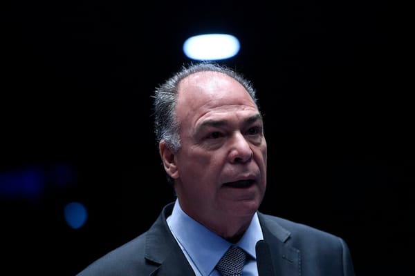 Plenário do Senado Federal durante sessão deliberativa extraordinária semipresencial. Na ordem do dia, a Proposta de Emend