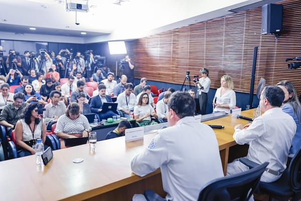 29.09.2023 - Coletiva de imprensa com equipe médica após cirurgia do Presidente da República, Luiz Inácio Lula da Silva, 