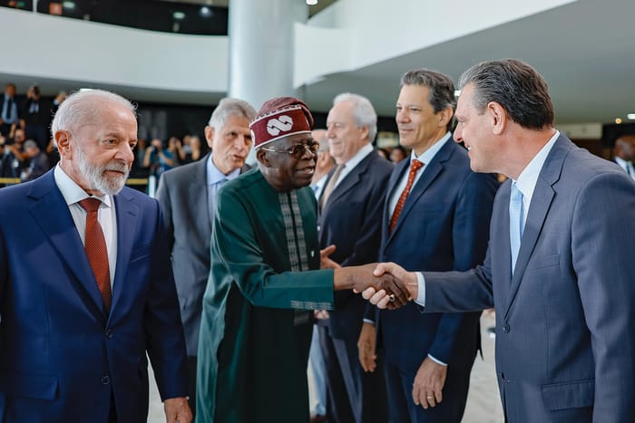 Lula cobra mais financiamento para preservação de florestas ao lado do presidente da Nigéria