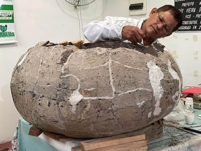 Projeto restaura peça arqueológica marajoara, exposta em Anajás