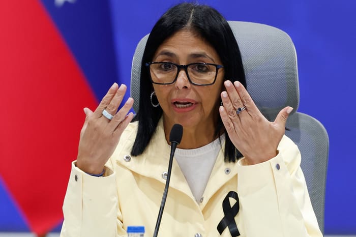 Em meio às consequências dos terremotos na Venezuela, mandato da presidente interina chega ao fim