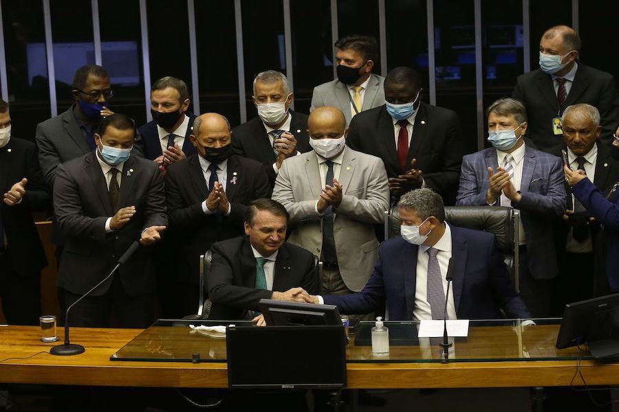 Bolsonaro é homenageado com a Medalha Mérito Legislativo, durante sessão solene na Câmara / Foto: Antonio Cruz/Agência Brasil