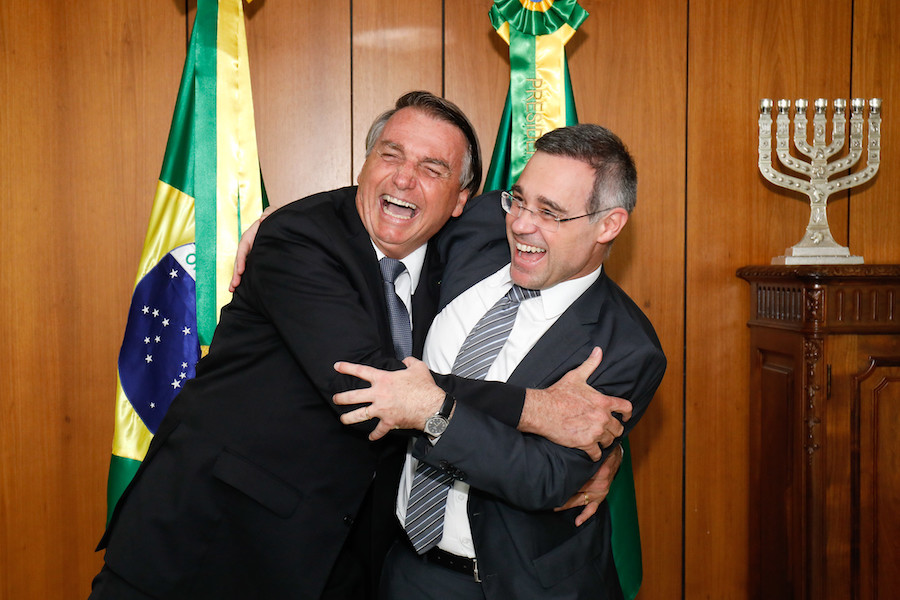 (Brasília - DF, 02/12/2021) Presidente da República Jair Bolsonaro, assina Decreto de Nomeação de André Mendonça para o Supremo Tribunal Federal / Foto: Alan Santos/PR
