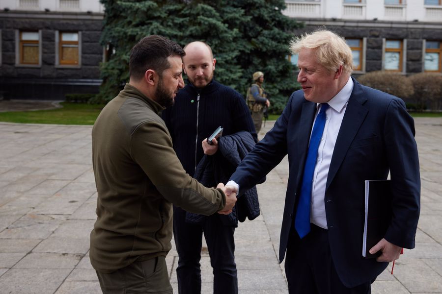 Encontro entre Boris e Zelenskiy / Fonte: Reprodução / Twitter Boris Johnson