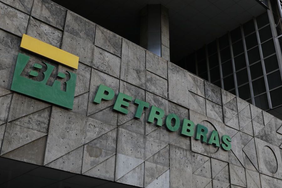 Sabiá: Petrobras anunciou 2 reajustes (para baixo) no valor da gasolina em 10 dias / Foto: Fernando Frazão/Agência Brasil