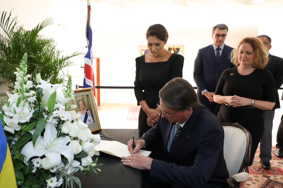 12/09/2022 - Assinatura de Livro de Condolências na Embaixada do Reino Unido em Brasilia / Foto: Clauber Cleber Caetano/PR