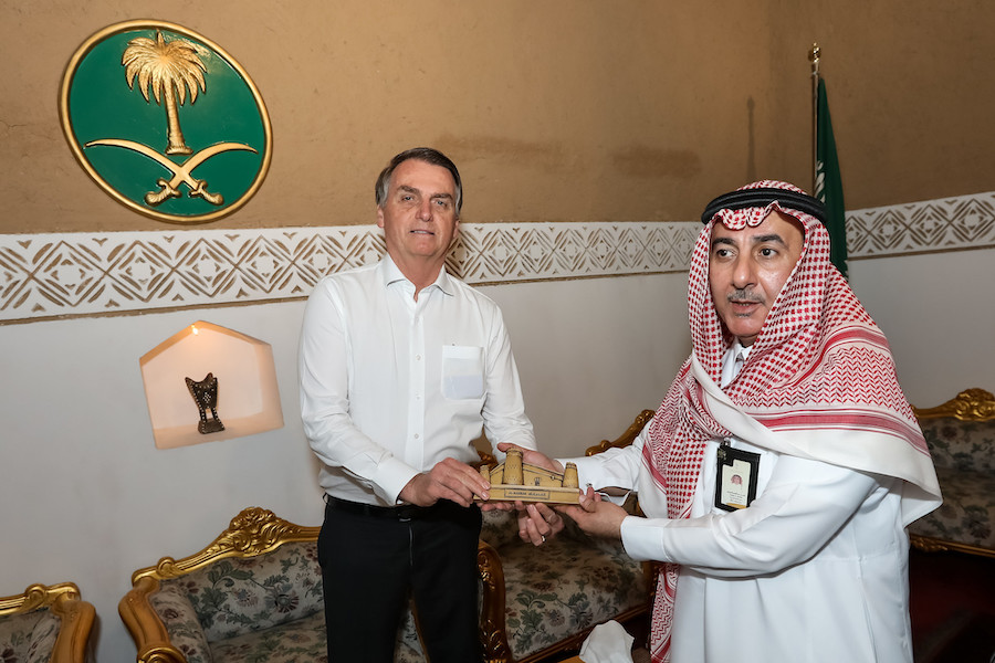 Bolsonaro visitou a Arábia Saudita em 29 de outubro de 2019. Na imagem, está no Forte Masmak. As jóias, no entanto, teriam sido entregues em outubro de 2021 a integrantes do Ministério de Minas e Energia / Foto: José Dias/PR