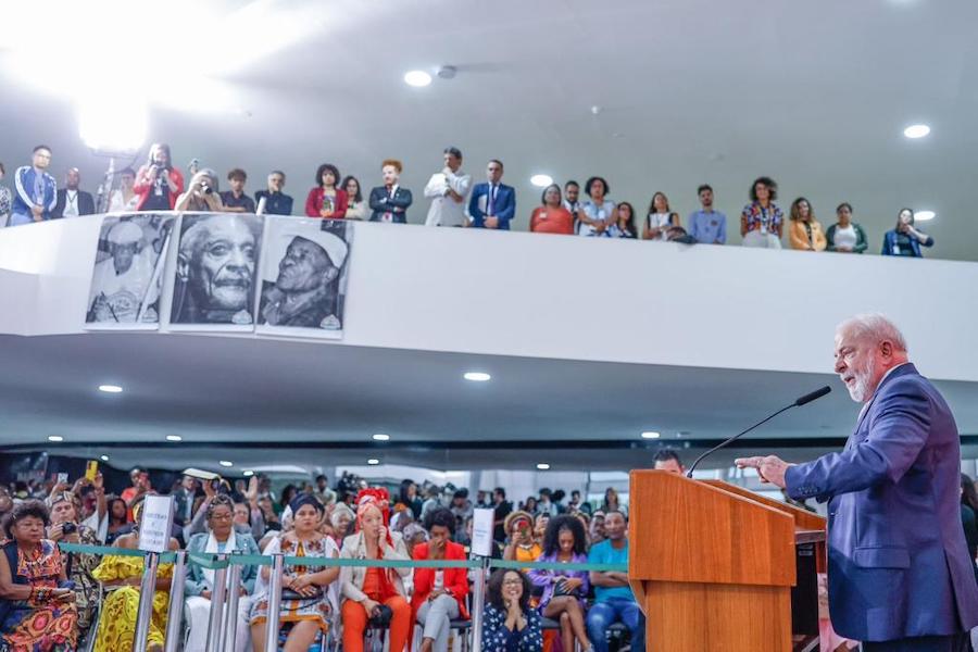 Lula anunciou uma série de medidas para reduzir os efeitos do racismo / Foto: Ricardo Stuckert/PR